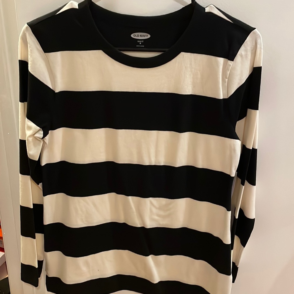 Slim Fit Old Navy Tee